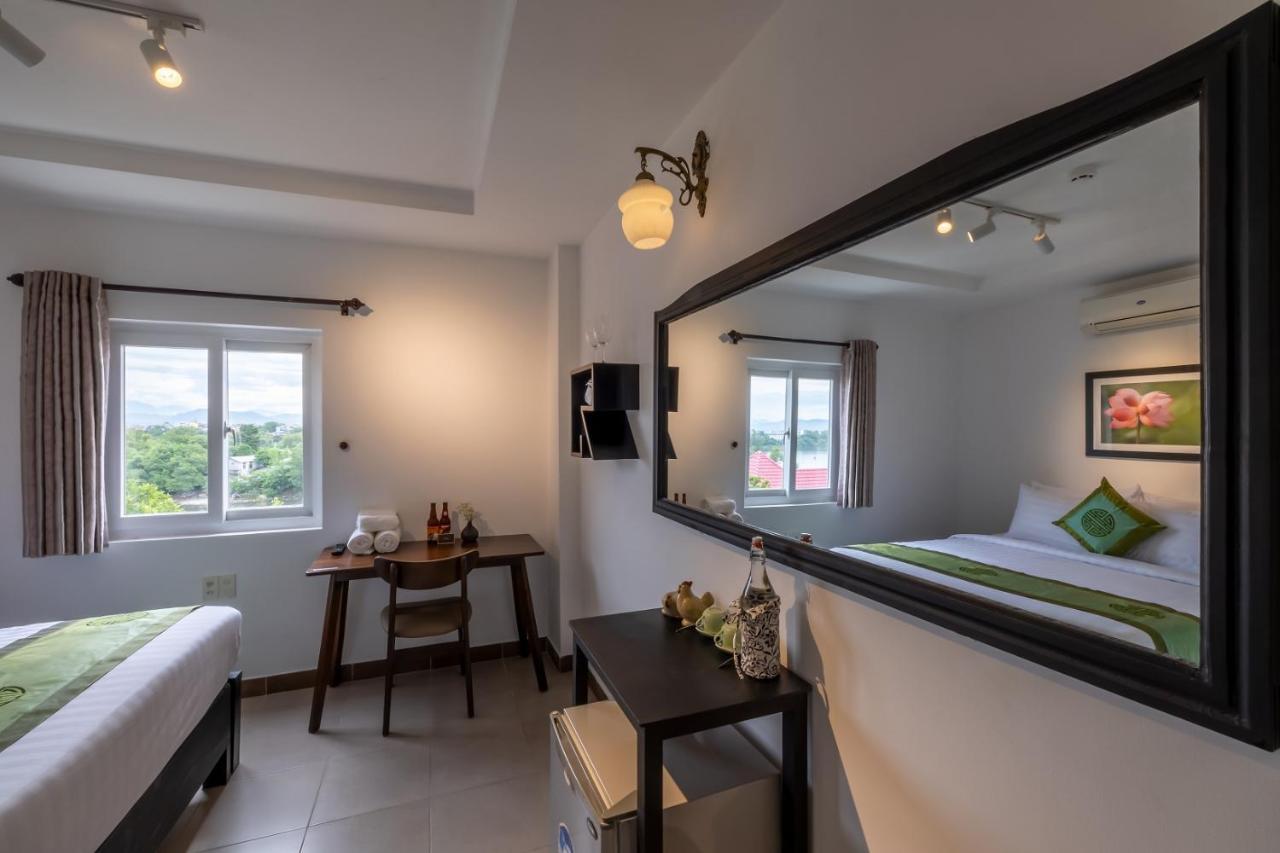 Charming Riverside Hotel フエ エクステリア 写真